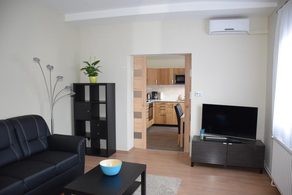 Nador Apartman Apartment Gyor Exterior photo